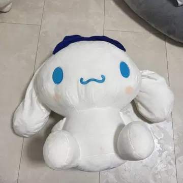 시나몬 롤 봉제 인형