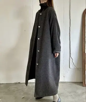 LAUIR 하트 버튼 체크 노카라 충전솜 코쿤 코트