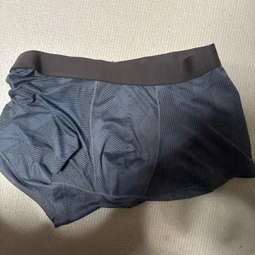 잘생긴 고등학생이 입었던 팬츠