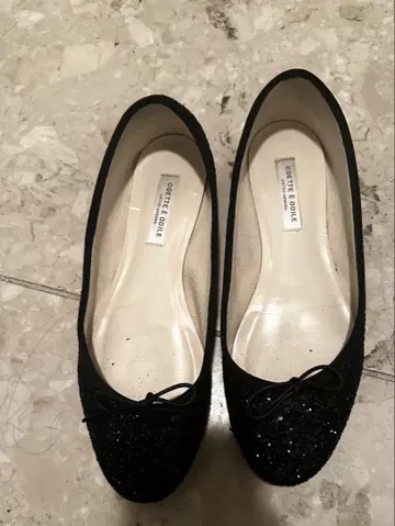 오데뜨 앤 오딜 플랫슈즈