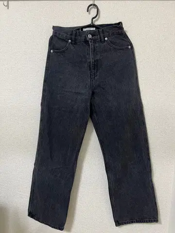 블랙 스트레이트 데님 M