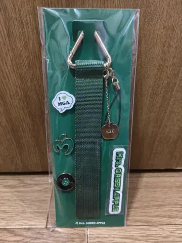 Mrs. GREEN APPLE 데코레이션 스트랩