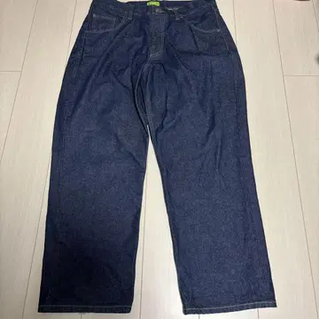 HUF 인디고 스트레이트 레그 데님 36