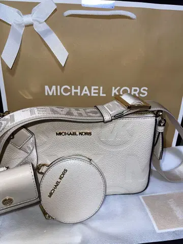 MICHAEL KORS 화이트 숄더백