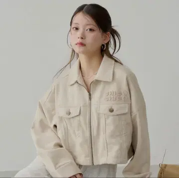 Chico 가슴 로고 숏 기장 스웨이드 지퍼 블루종