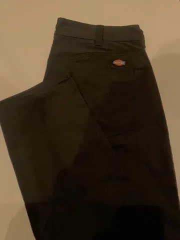 [정품] Dickies 블랙 치노 팬츠 백 포켓 부착