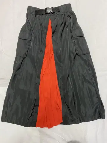 jouetie 밀리터리 비대칭 플리츠 스커트