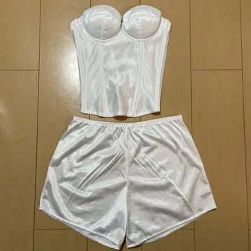 브라이덜 이너 B70 화이트