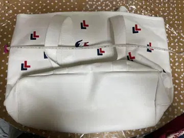 LACOSTE 로고 토트백 화이트