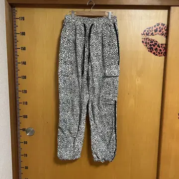 표범 무늬 캐주얼 와이드 팬츠 L