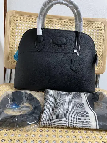 블랙 가죽 핸드백 스트랩 포함