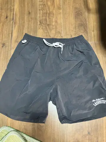 LAFAYETTE 블랙 숏팬츠 M 사이즈