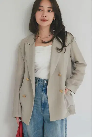 La boutique BonBon 메쉬 메탈 버튼 라이트 자켓