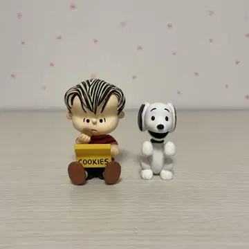라이너스와 스누피 피규어 세트