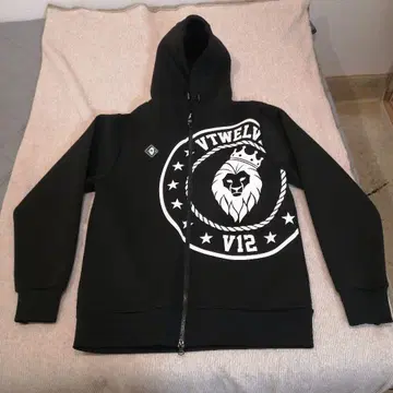 VTWELV V12 블랙 골프 자켓 M