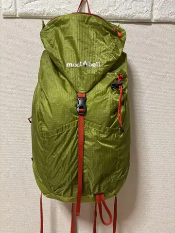 새상품급 mont-bell 몽벨 버사라이트팩20 경량 백팩