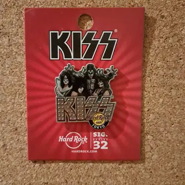 KISS Hard Rock Tokyo 핀 배지 SIG. 32