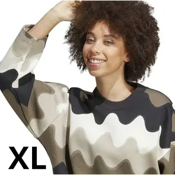 [ 새상품급 ] 아디다스 x 마리메꼬 콜라보 3스트라이프 맨투맨 XL