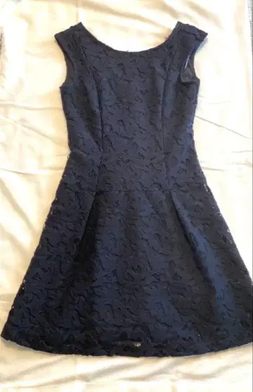 ZARA 레이스 슬리브리스 네이비 원피스
