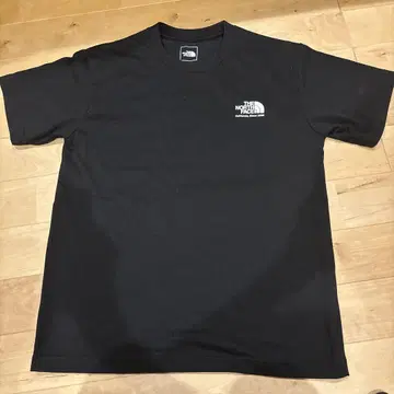 THE NORTH FACE 티셔츠 s 사이즈