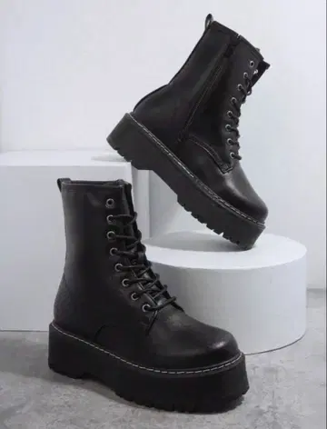 SHEIN 숏부츠 블랙