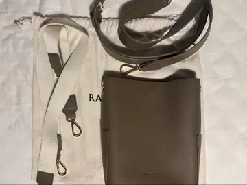 RANDERBOOK 브라운 숄더백