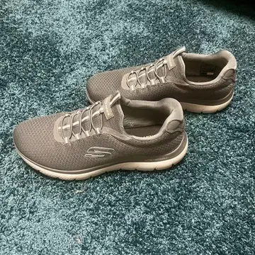 새상품급 SKECHERS 메모리폼 스니커즈