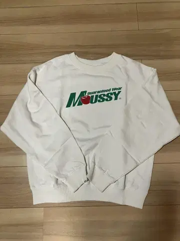 MOUSSY 화이트 맨투맨 F 사이즈
