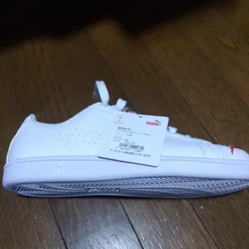 PUMA 화이트 스니커즈