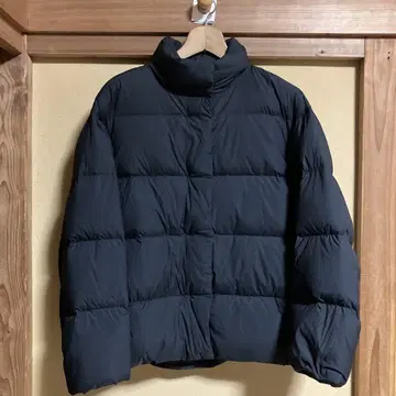 미사용 새상품 UNIQLO 파우더 소프트 다운 호주 S