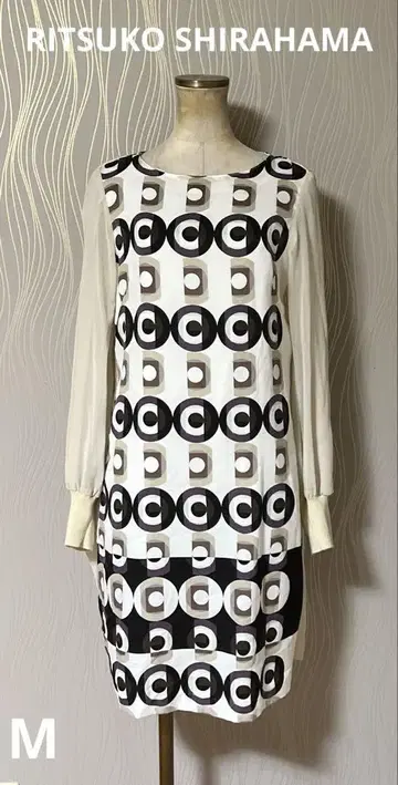 가격 인하 RITSUKO SHIRAHAMA 리츠코 시라하마 니트 원피스