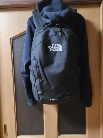 새상품급 THE NORTH FACE VAULT 백팩