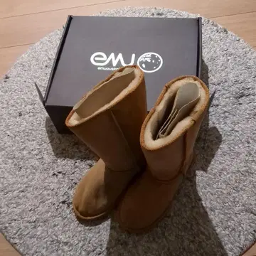 EMU 베이지 어그 부츠 24cm