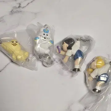 응포참 츠마은데츠나게테 키링 가챠가챠