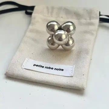 petite robe noire 통통 실버 반지