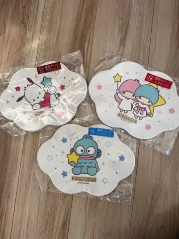 산리오 캐릭터 대상 복권 구름 모양 트레이