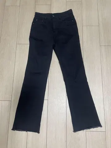 블랙 플레어 청바지 28