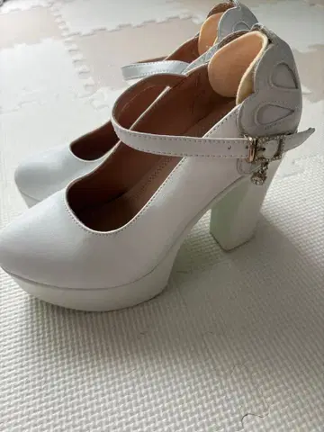 결혼식 화이트 스트랩 하이힐 12cm 힐