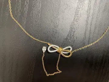 SWAROVSKI 리본 목걸이 골드 스와로브스키 상자 없음