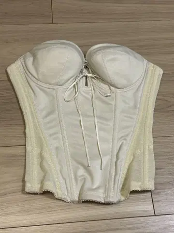 브라이덜 이너 엑설런트 뷔스티에 C70