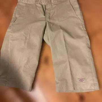 Dickies 베이지 숏팬츠 30