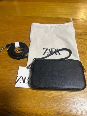 ZARA 블랙 숄더백