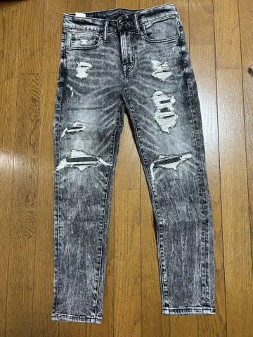 AMERICAN EAGLE 데미지 블랙 스키니 청바지