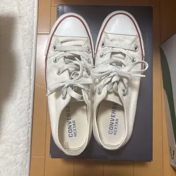 CONVERSE NEXSTAR 화이트 스니커즈