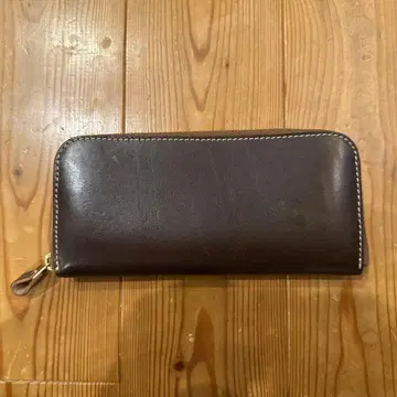 포르코 로쏘 도치기 가죽 장지갑