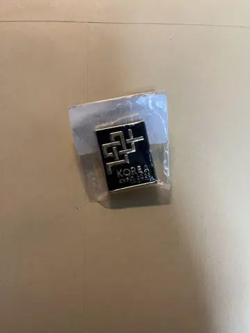 오사카 간사이 만박 한국관 KOREA 핀 배지