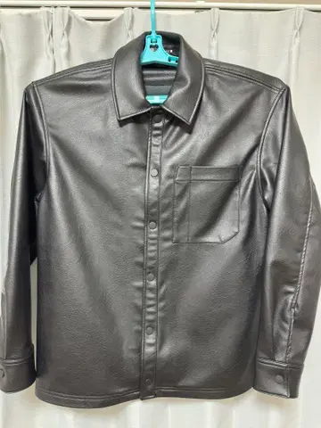 ZARA 페이크 레더 자켓