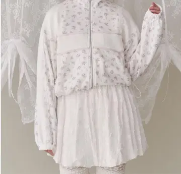 merry jenny 플로럴 콤비 트랙 자켓