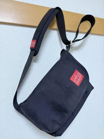 맨해튼 포티지 메신저 백