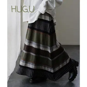 HUG.U 니트 플레어 스커트 멀티 보더 올리브